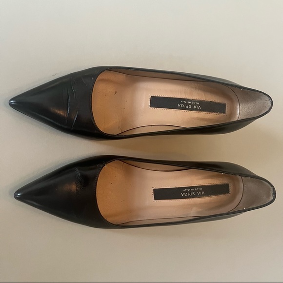 Via Spiga V-Nikole Black, 8.5 US, 38.5 EU, 2.25” Kitten Heel Pumps - Picture 10 of 10